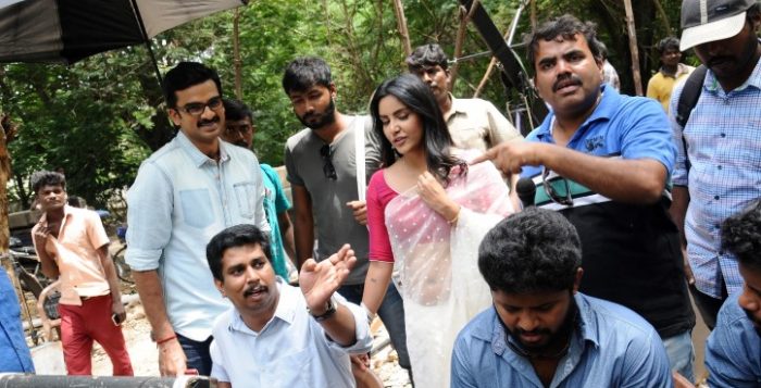 Kootathil Oruthan Happy tale of middle-benchers